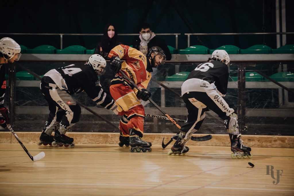 Hockey Mammuth, hockey e pattinaggio a roma, hockey giovanile, Mammuth Roma, Mammuth hockey roma, Zona 5, Cv Skating, sports photo, Rita Foldi photo